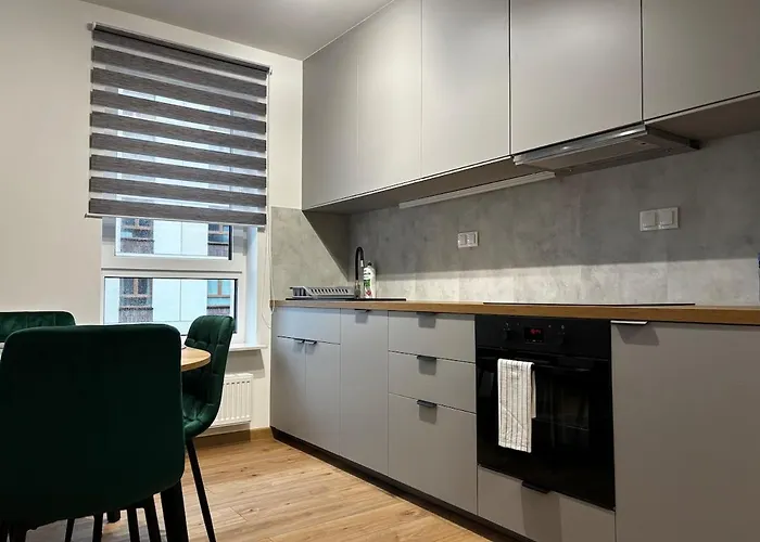 Bemowo 2! Garage! - Book It Apartment