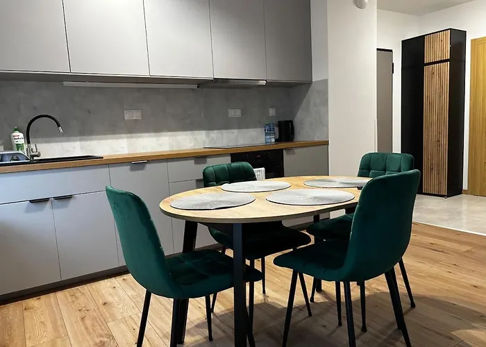 Bemowo 2! Garage! - Book It Apartmán Varšava